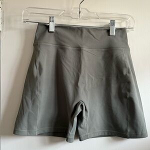 YoungLA For Her Women's Shorts, Size Small